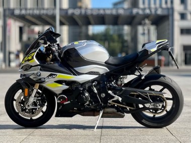 Shop 2023-2024 BMW S1000RR Motorcycle Fairings - Silver Yellow Carbon Fiber