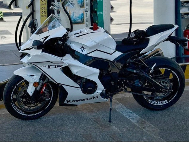 2021-2025 Kawasaki ZX10R Motorcycle Fairings - White Black