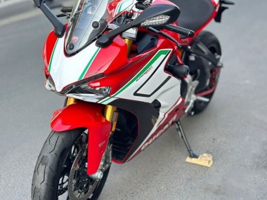 Shop 2017-2022 Ducati Supersport 939/939S Motorcycle Fairings - Red White Green Stripe