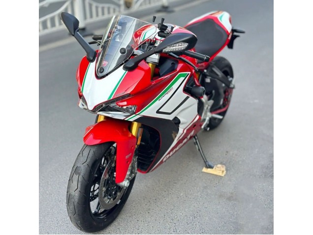 2017-2022 Ducati Supersport 939/939S Motorcycle Fairings - Red White Green Stripe