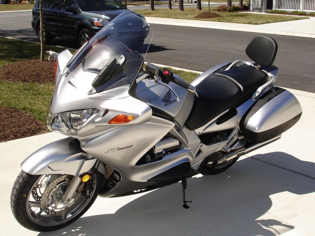 2002-2016 Honda ST1300 Motorcycle Fairing - Silver Matte Black